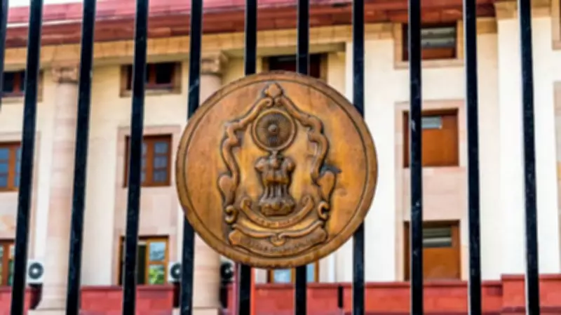 Supreme Court Stays Madras HC Order Restricting Tamil Nadu Waqf Board Powers
