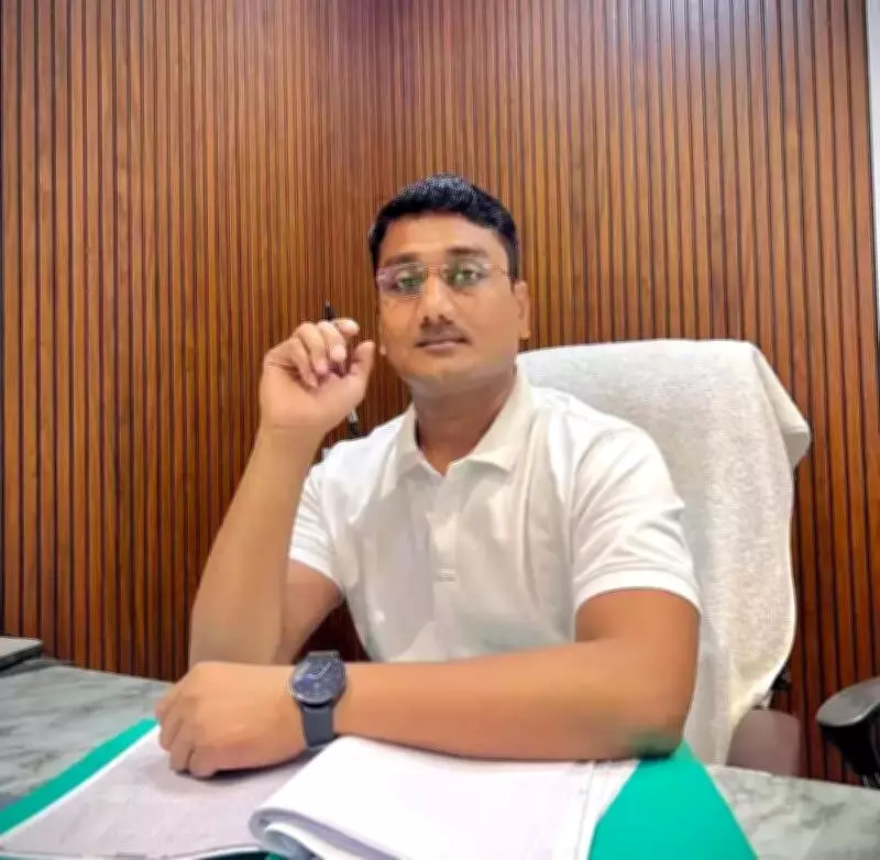 Surat ACB Books SMC Engineer and History-Sheeter in Rs 21 Lakh Bribery Trap