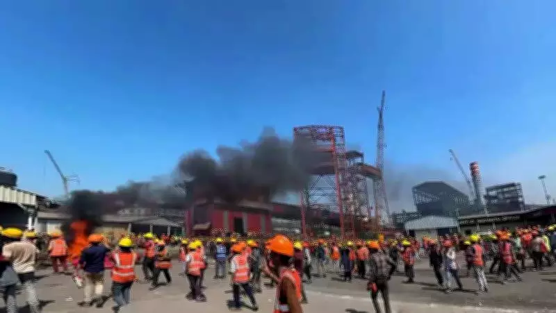 Surat: L&T Workers Protest at AM/NS Plant, Police Fire Tear Gas, 46 Detained