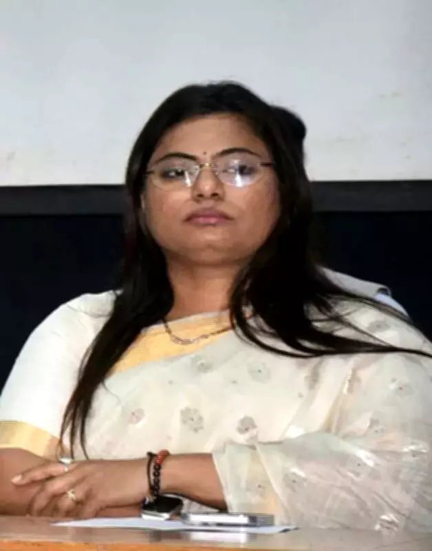 Surat Municipal Officer Withdraws Resignation After 10 Days, Cites Health Reasons