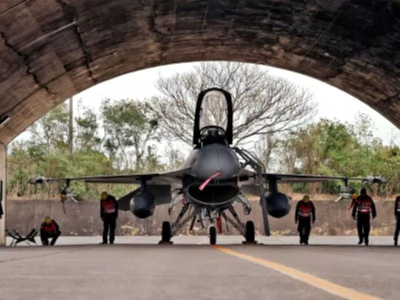 Taiwan Tracks Chinese Military Activity: 1 Aircraft, 8 Vessels, 1 Ship Detected