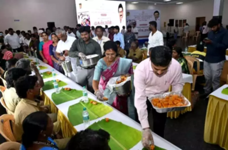 Tamil Nadu Expands Free Food Scheme for Over 1.29 Lakh Sanitation Workers