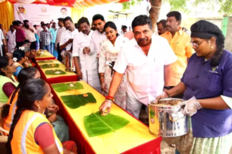 Tamil Nadu Expands Free Meal Program for All Sanitation Workers Statewide