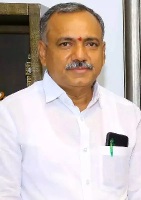 Telangana HC Issues Notices to BRS Leader in Defamation Cases Filed by CM Revanth Reddy