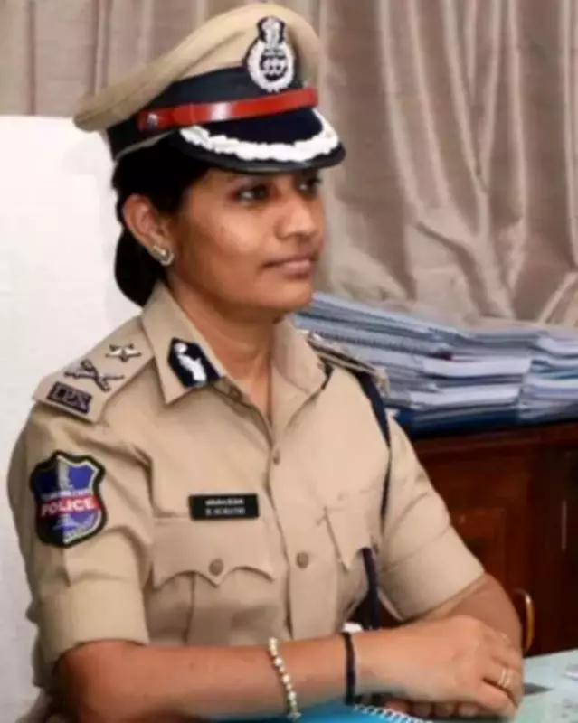 Telangana Police IG Badugula Sumathi Orchestrates Major Maoist Surrender