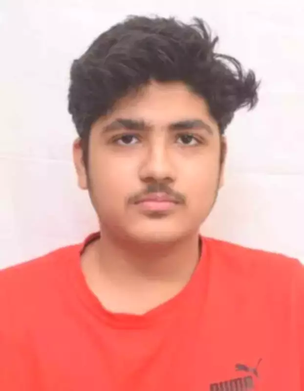 Telangana Student Scores Perfect 100 in JEE Main 2026 First Session