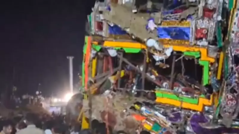 Temple Chariot Collapse at Vellore Festival Injures Seven, Sparks Safety Inquiry