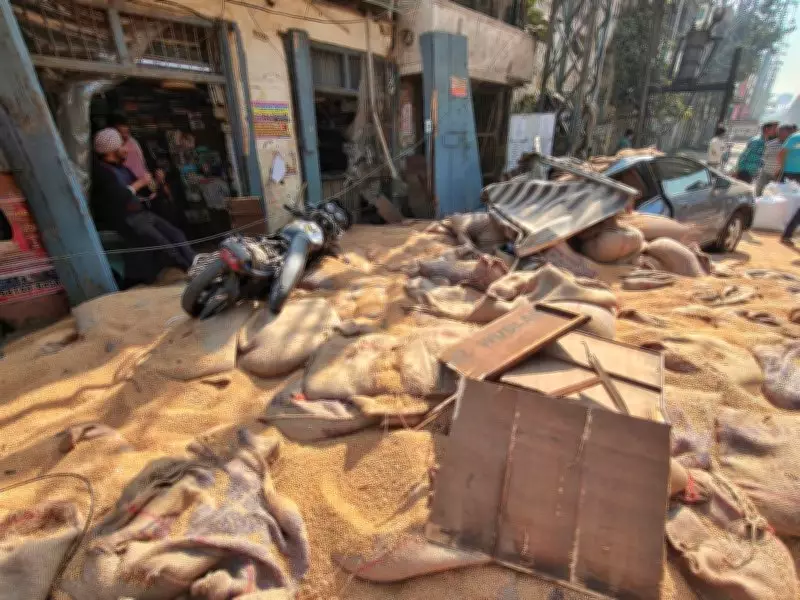 Truck Tilt on Ludhiana Bridge Spills Wheat Sacks, Crushing Two Cars Below