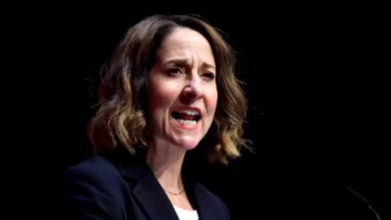 UK Government Launches Parental Campaign on Online Safety Amid Social Media Ban Debate