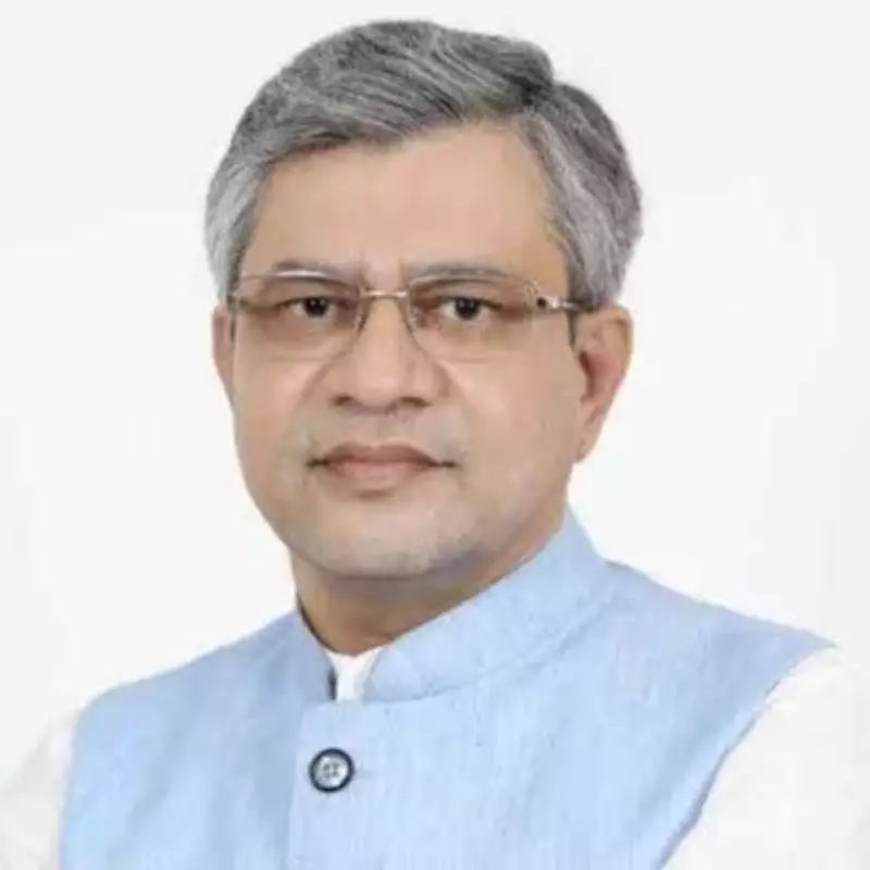 Union Minister Criticizes Tamil Nadu's Slow Land Acquisition for Railway Projects