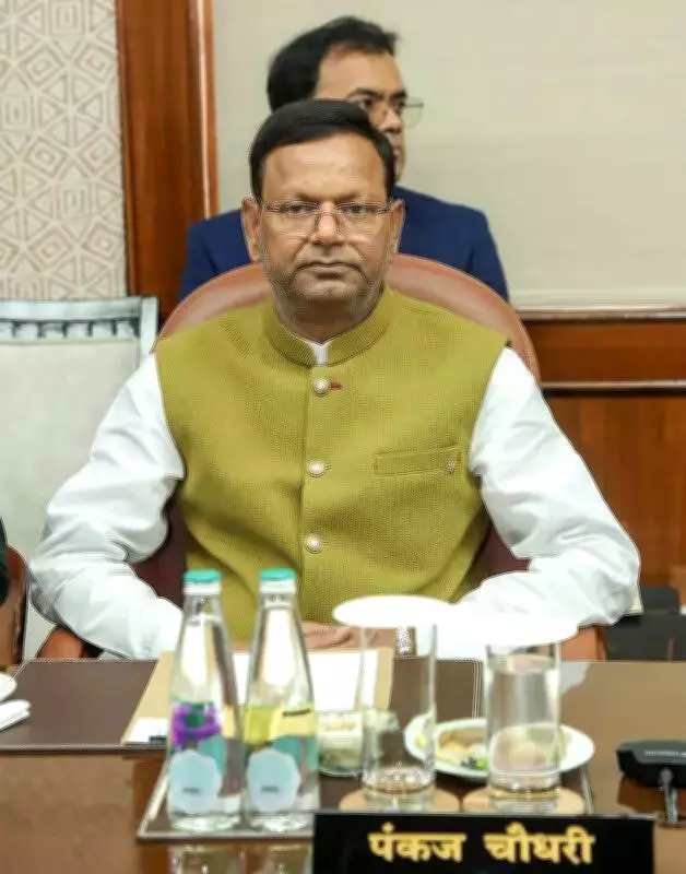 UP BJP Chief Slams Akhilesh Yadav's '100 MLAs' Offer as Political Bankruptcy