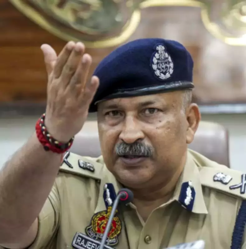 UP DGP Chairs Online Crime Review, Issues Directives on Festivals, Budget, and Investigations
