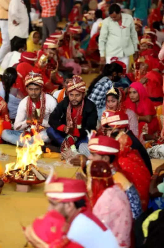 UP Government Boosts Social Welfare Budget by 8%, Doubles Mass Marriage Scheme Funds