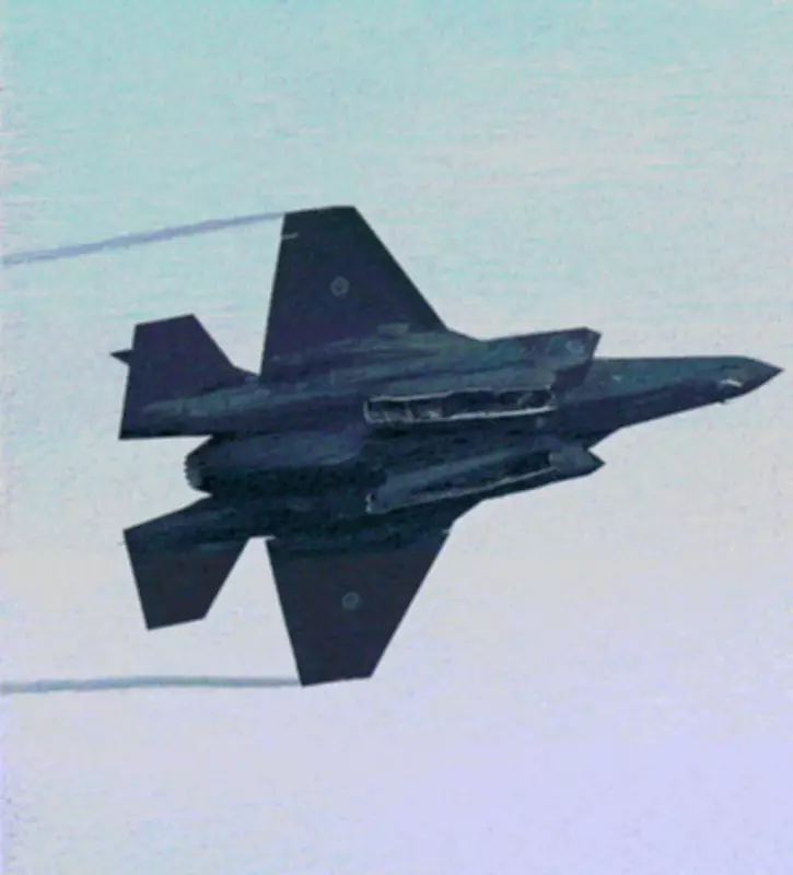 US Military Buildup in Middle East Reaches Critical Point, Iran Strike Option Available