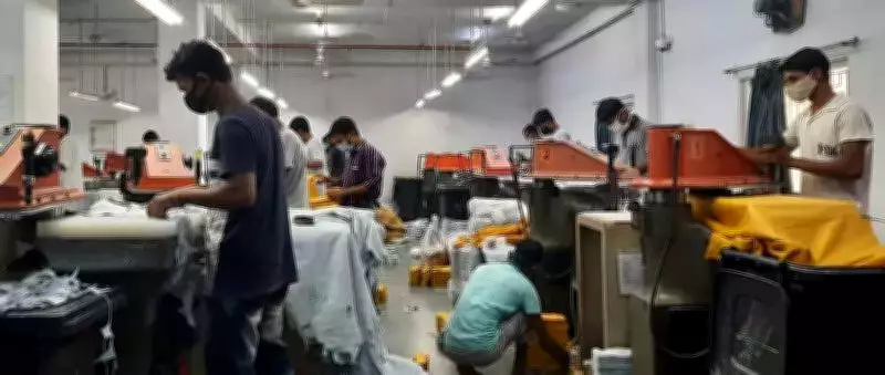 US Tariff Cut to 18% Sparks Hiring Revival in Bengal's Leather Industry