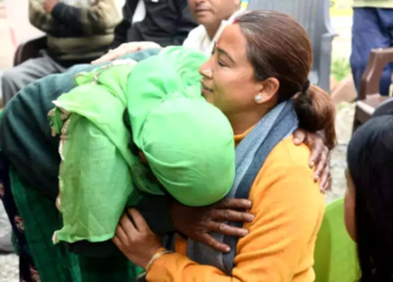 Uttarakhand Minister Rekha Arya Visits Old Age Homes, Pledges Policy for Elderly Women
