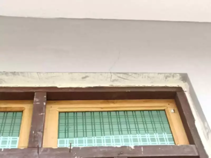 Uttarkashi Residents Demand Halt to Blasting for Tehsil Building Over Safety Fears