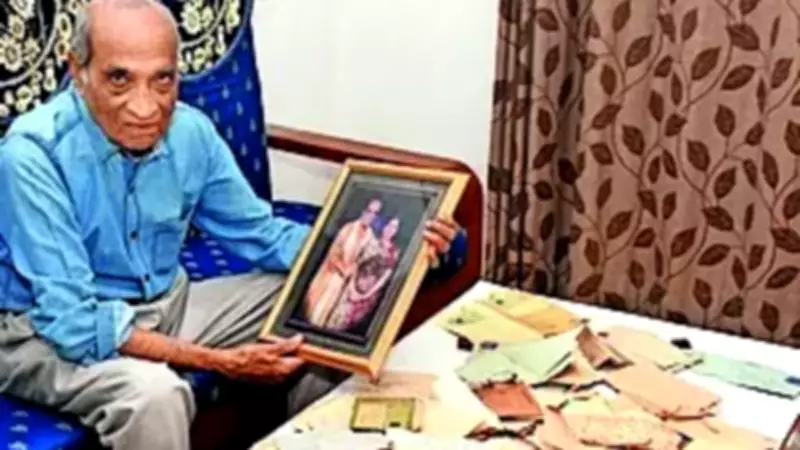 Vadodara Man's 1,000 Love Letters Keep Wife's Memory Alive After 58 Years