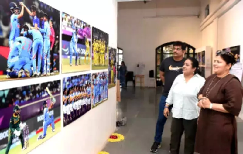Vadodara's Abhilasha Agrawal Showcases Women's Cricket World Cup Journey in Photo Exhibition