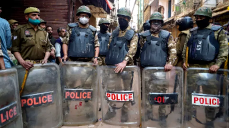 Varanasi Shopkeeper Sets Fire to Shop During Demolition Drive, One Arrested for Instigation