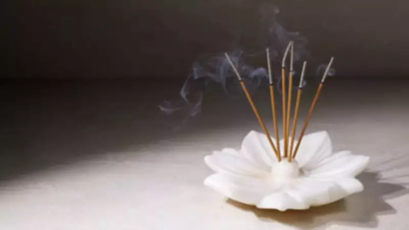 Vedic Wisdom: The Science Behind India's Evening Incense Ritual