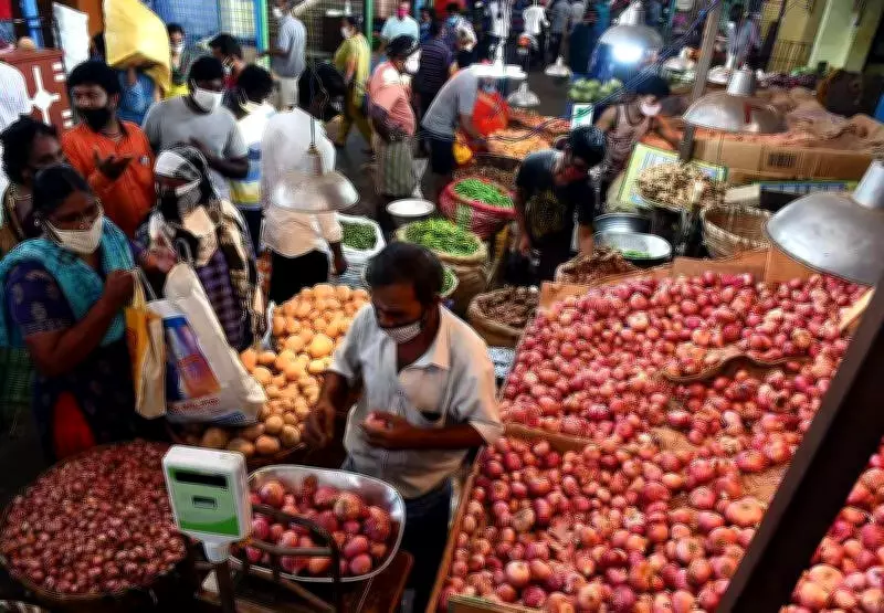 Vegetable Prices Plummet in Chennai Markets as Supply Surges from Other States