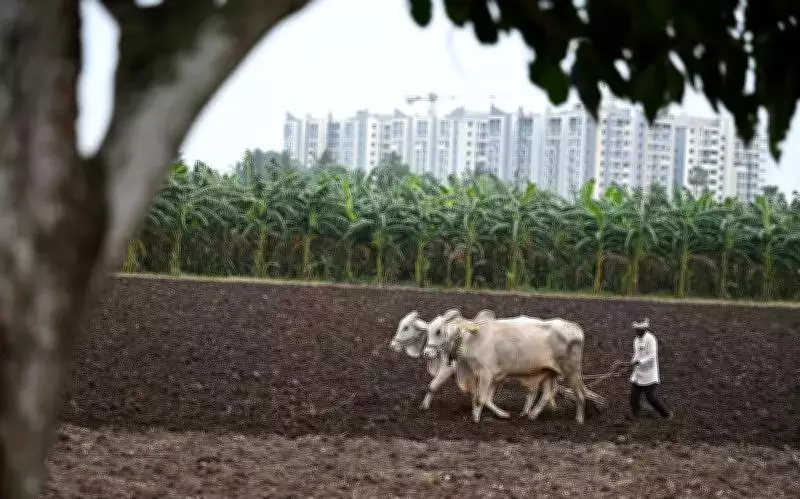 Vijayawada Farmers Protest ORR Land Acquisition, Demand Fair Market Compensation