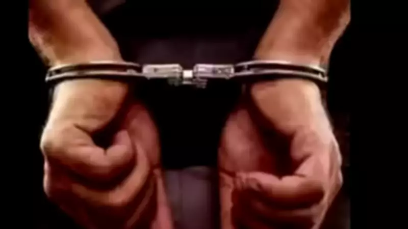 Violent Subway Attack in Brooklyn: Man Shoves Woman onto Tracks, Assaults Another