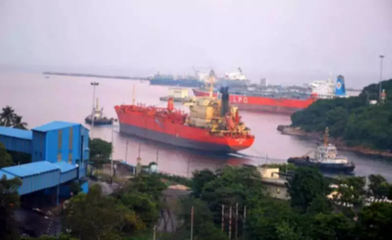 Visakhapatnam Port Sets New Record: 80 MMT Cargo in 327 Days