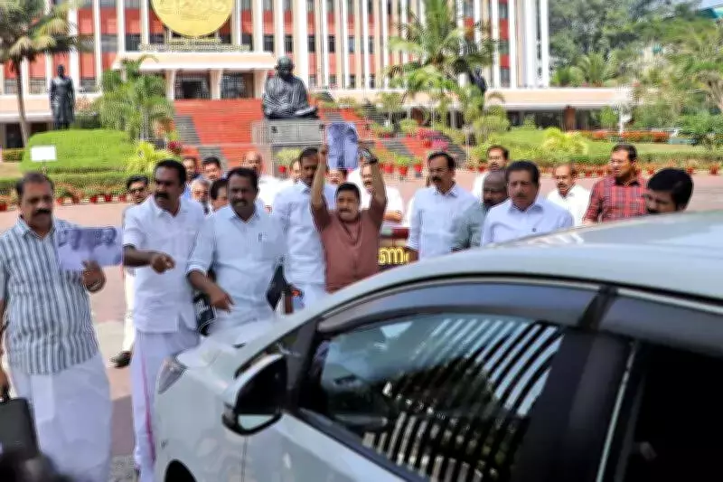 VS Satheesan Alleges Sabarimala Gold Theft Probe Stalled, Accuses CPM Leaders