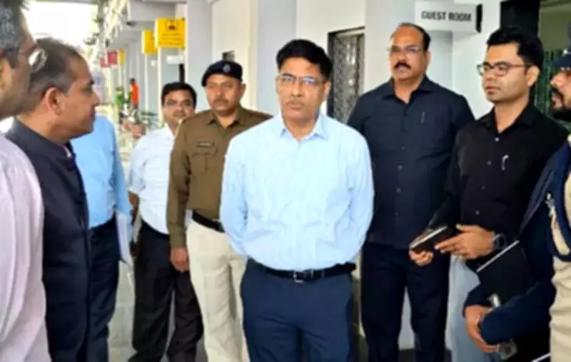 Western Railway GM Inspects Gujarat's First Green Station at Ekta Nagar