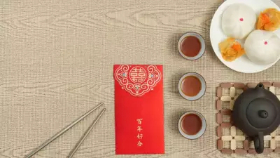 Chinese New Year Foods: Symbolic Dishes for Luck, Prosperity & Family Harmony