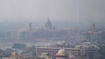 Delhi Records 11.8°C, Windy Saturday Forecast with Poor AQI