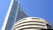 AI Disruption Sparks IT Stock Selloff, Sends Sensex Tumbling 559 Points