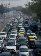 AI Summit 2026 Sees Massive Turnout, Causing Entry Delays at Bharat Mandapam