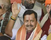 BJP Chief Nitin Nabin Warns Against 'Part-Time Politicians' Ahead of Gujarat Elections