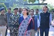 Buxar DM Sahila Inspects Civic Infrastructure, Issues Cleanliness and Traffic Directives