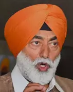Congress MLA Khaira Questions Integrity of BDPO After Demolition Order in Kapurthala