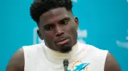 Dolphins Release Tyreek Hill in Major Salary Cap Move, Eight-Time Pro Bowler Hits Free Agency