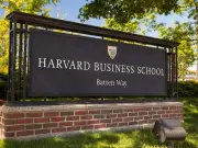 Elite MBA Programs Thrive While Gen Z Graduates Face Tough US Job Market