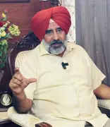 Former MLA Criticizes AAP Government's Education Revolution Claims in Punjab