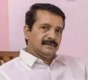 Former VS Achuthanandan Aide Suresh in Talks with Congress for Malampuzha Seat