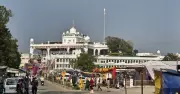 Hola Mohalla 2024: Anandpur Sahib Dons Vibrant Colours for Devotees