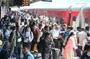Holiday Rush Overwhelms Jaipur Railway Stations Ahead of Holi Festival