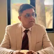 Imposter Poses as Kolkata Cancer Surgeon, Dupes People for Cash