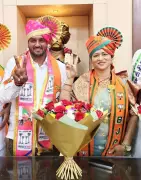 Kolhapur Mayor's Unique Appeal: Bring Pens, Not Flowers, for Students