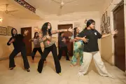 Kolkata's Weekend Dance Workshops See Surge as Professionals Seek Holistic Reset