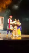 Lucknow Play 'Purja Purja Kat Mare' Depicts Ultimate Sacrifice for Love