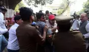 Lucknow University Campus Unrest: Police Issue Preventive Notices After Student Protests