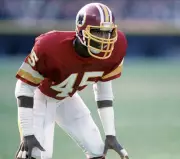 NFL Mourns Loss of Super Bowl Champion Barry Wilburn in Tragic House Fire